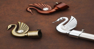 Curtain Bracket Swan